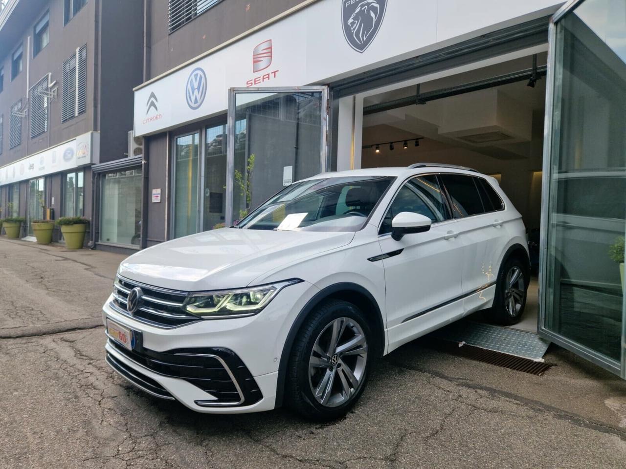 Volkswagen Tiguan 2.0 TDI 150 CV SCR DSG 4MOTION R-Line