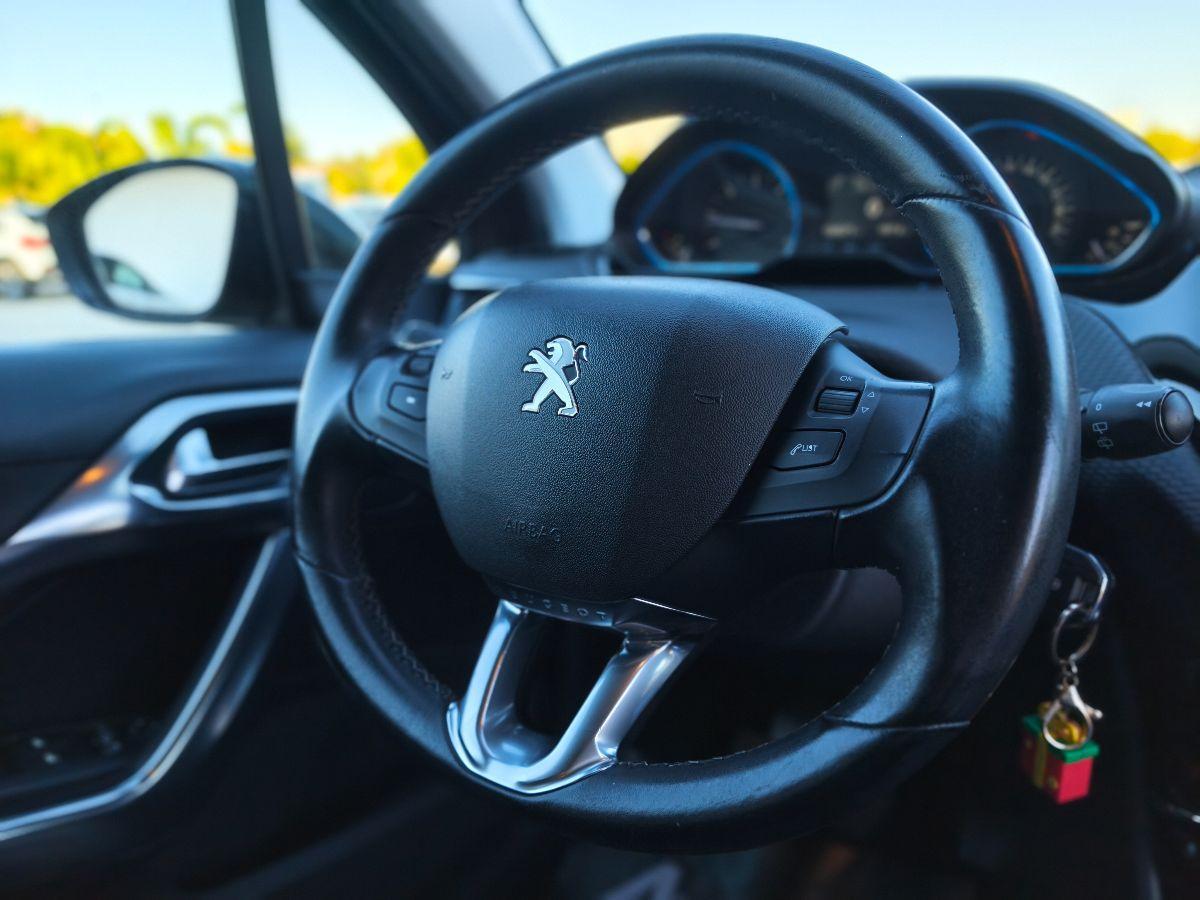 PEUGEOT 2008 1.6 BlueHDi 120 CV Allure