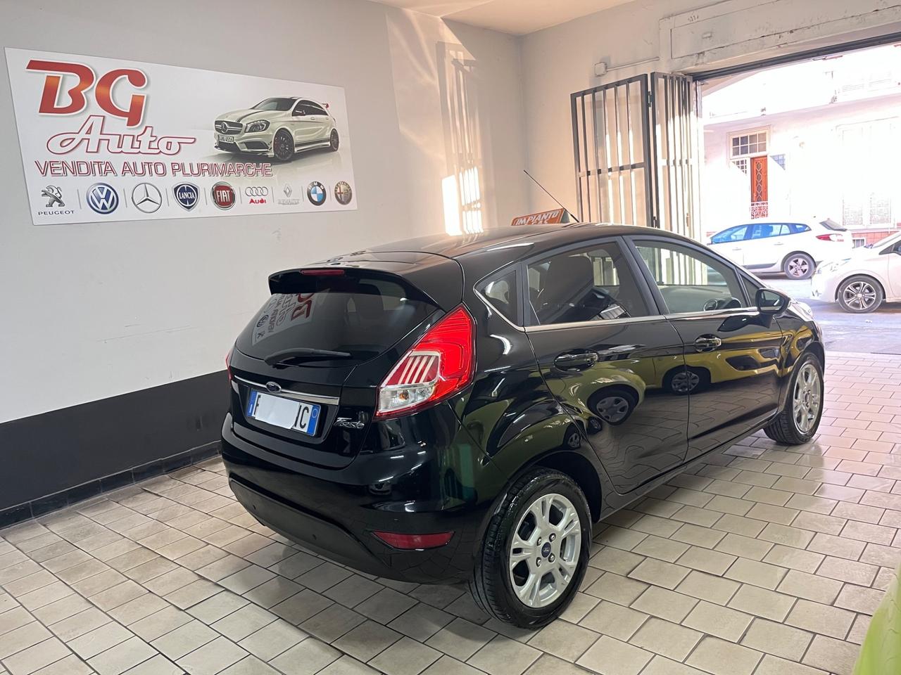 Ford Fiesta 1.4 5p. Bz.- GPL Titanium 2016