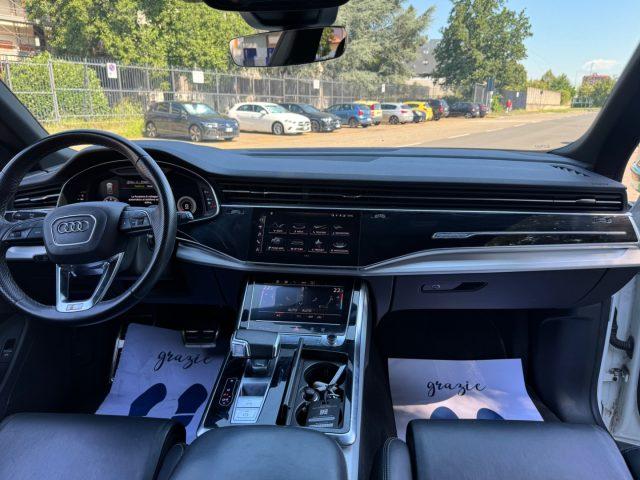AUDI Q8 45 TDI quattro tiptronic Sport