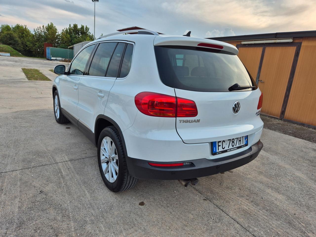 Volkswagen Tiguan 2.0 TDI 110 CV Sport & Style BlueMotion Technology