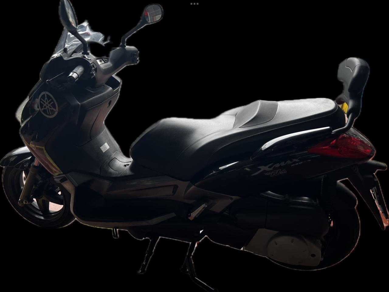 Yamaha X-Max 250 Perfetta