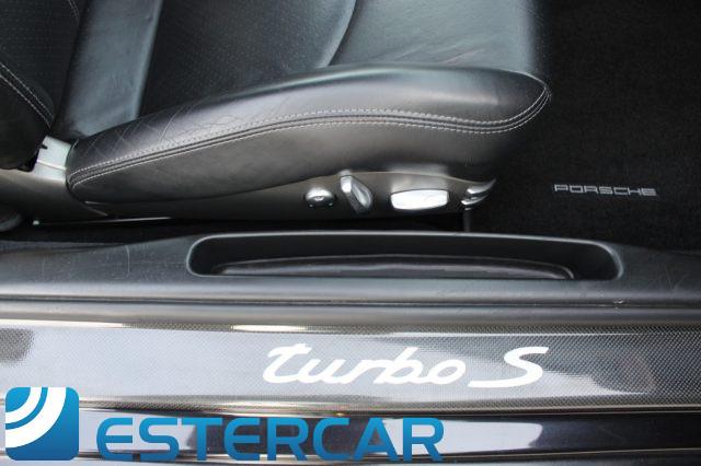 PORSCHE 911 Turbo S Coupé PERFETTA CARBOCERAMICI