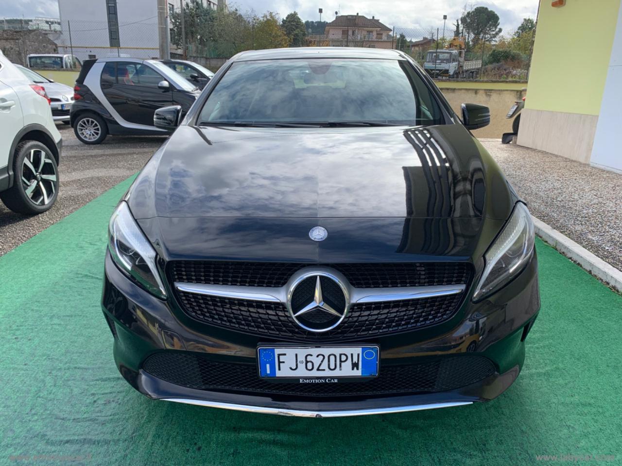 MERCEDES-BENZ A 160 d Premium - 2017