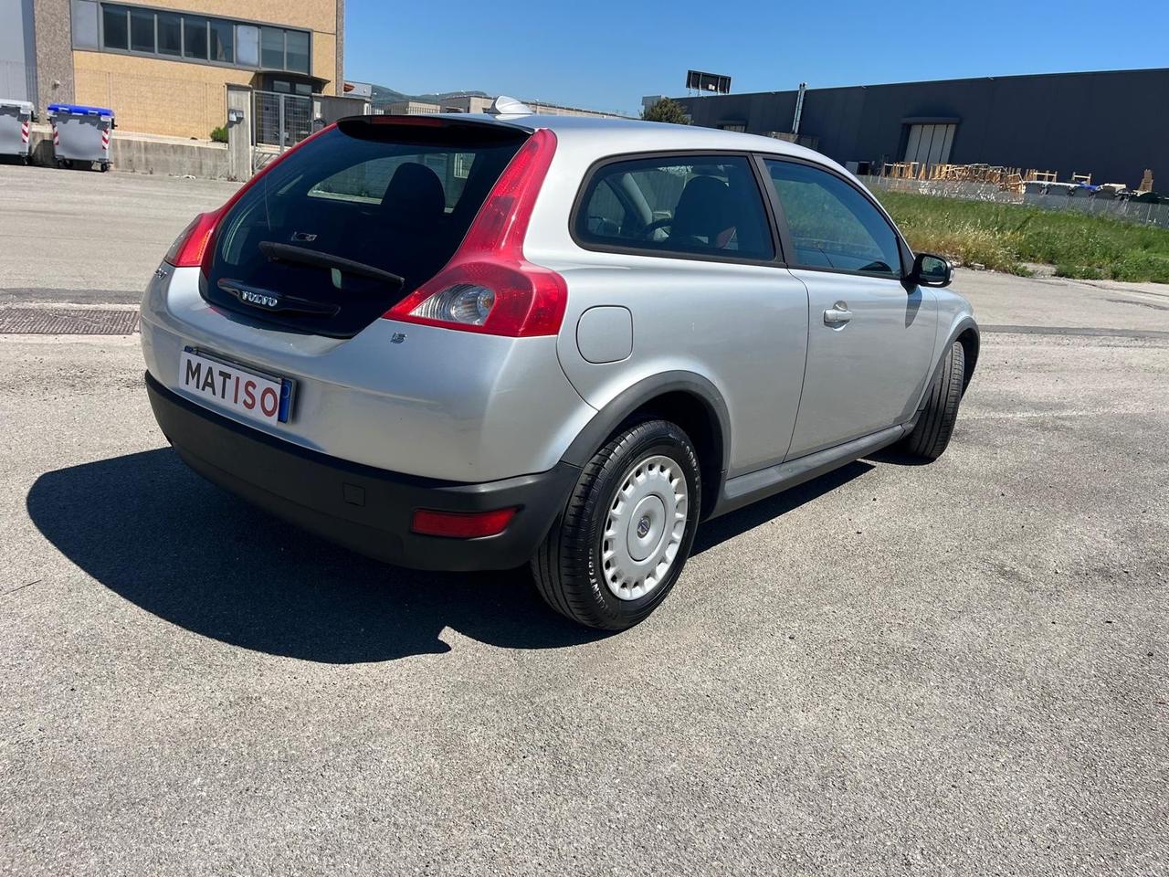 Volvo C30 1.6 Kinetic 142000 KM