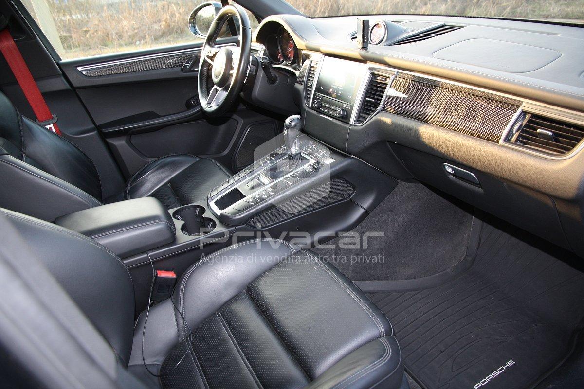 PORSCHE Macan 3.0 GTS