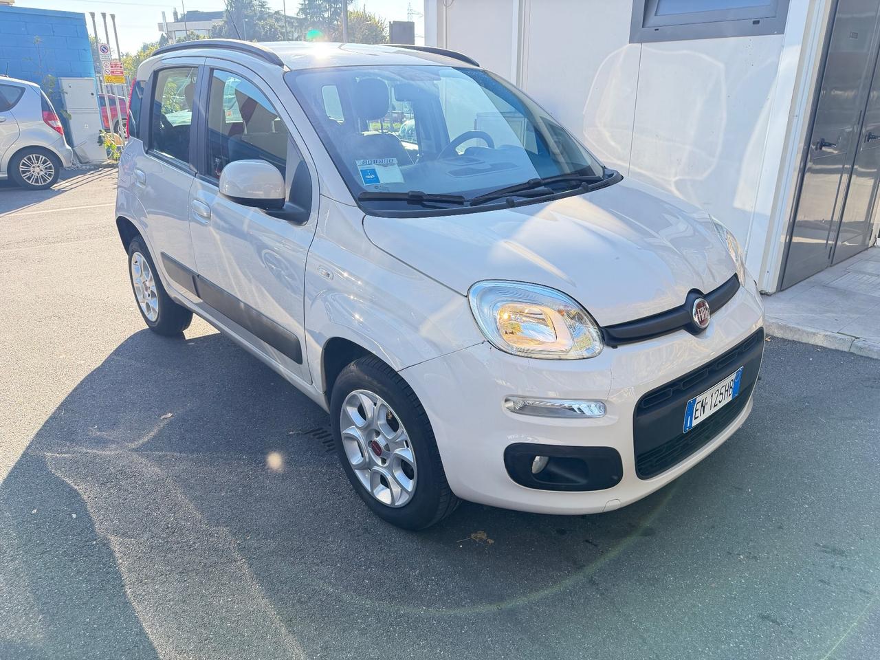 Fiat Panda 0.9 TwinAir Turbo Natural Power Lounge