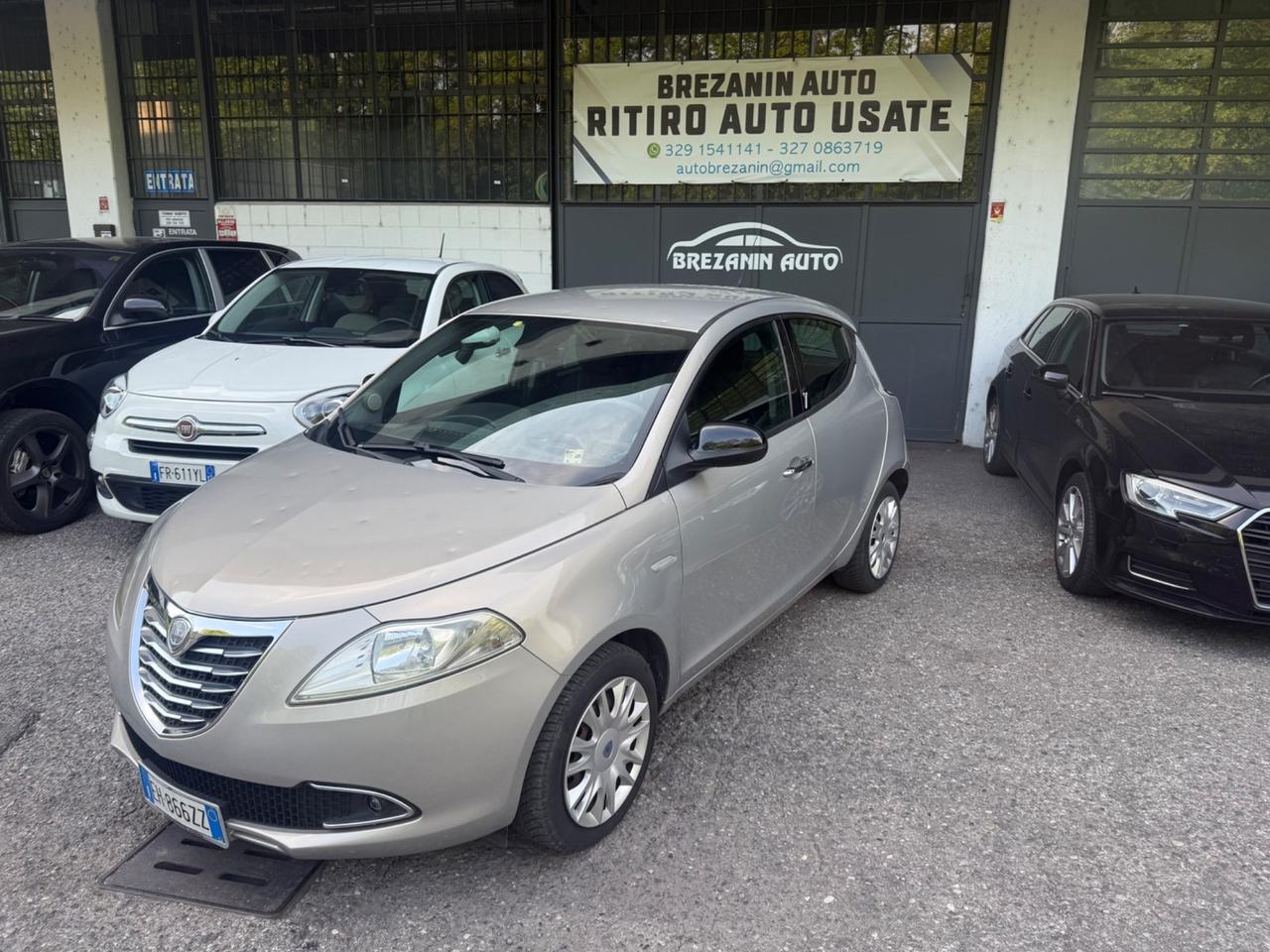 Lancia Ypsilon 1.2 69 CV 5 porte S&S Platinum