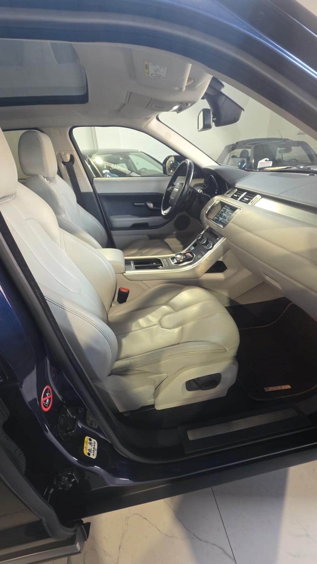 Land Rover Range Evoque 2.2 TD4 5p. Dynamic