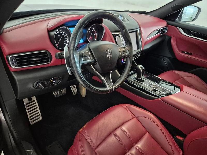 Maserati Levante Diesel 3.0 V6 250cv auto