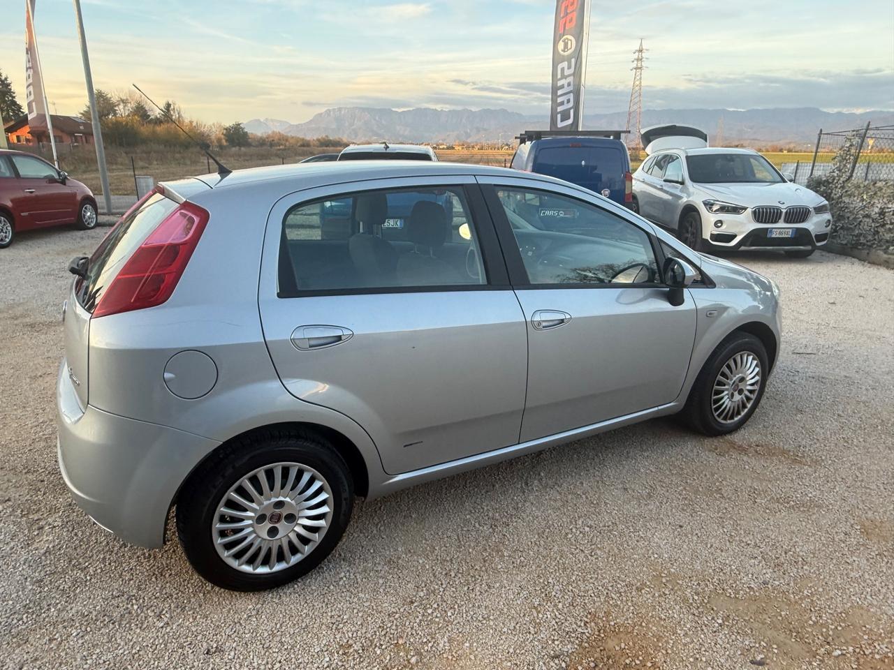 Fiat Grande Punto 1.3 MJT 75 CV 5 porte Dynamic
