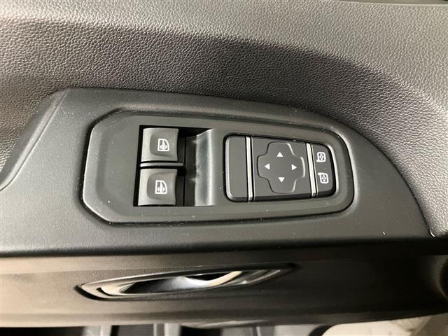 RENAULT Trafic IV Passenger 29 Intens - passenger