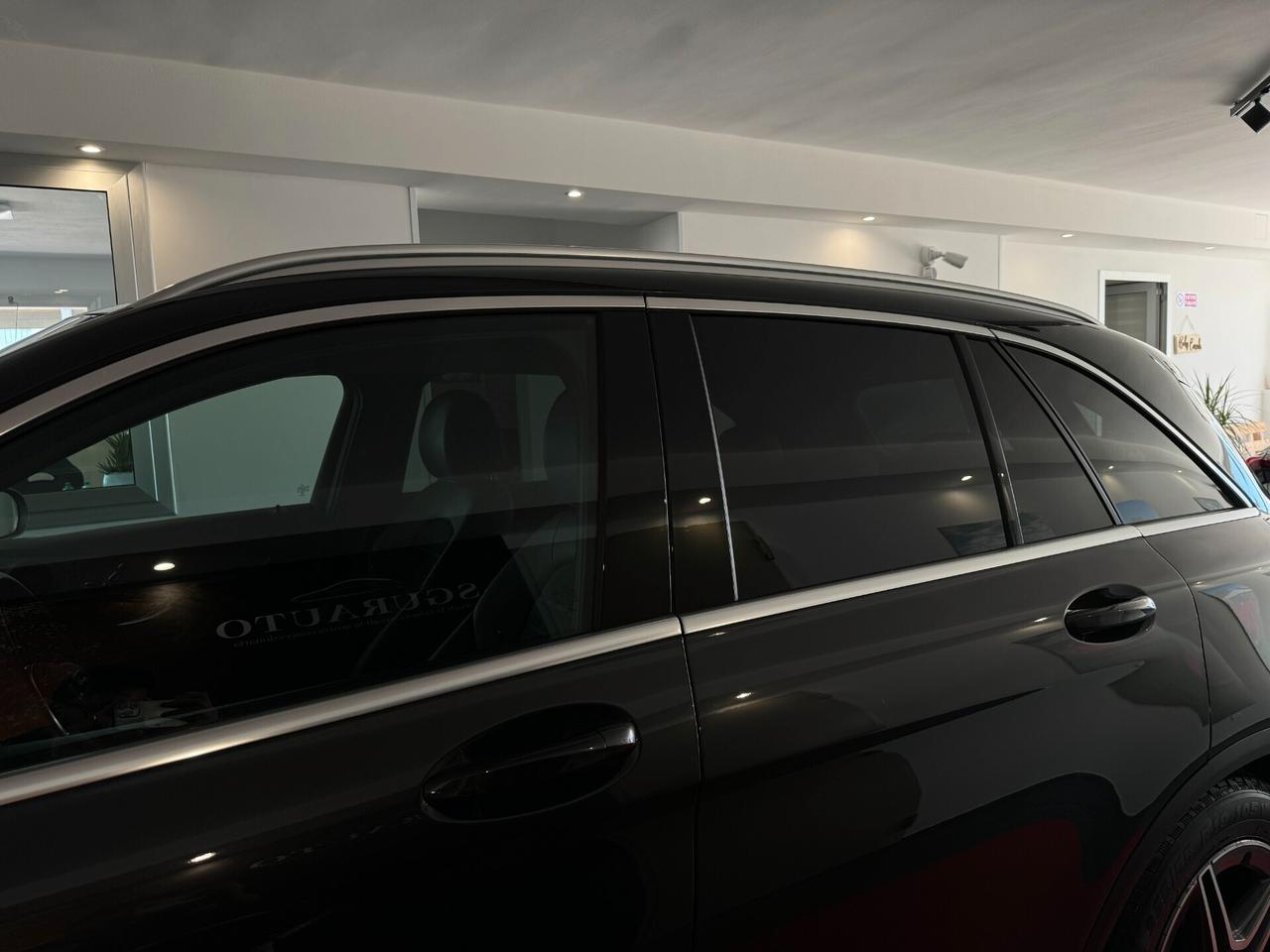 MERCEDES-BENZ GLC 220D PREMIUM PLUS AMG 2022