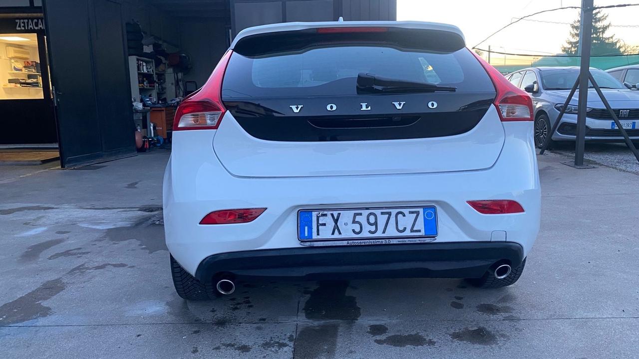 Volvo V40 D2 Business Plus