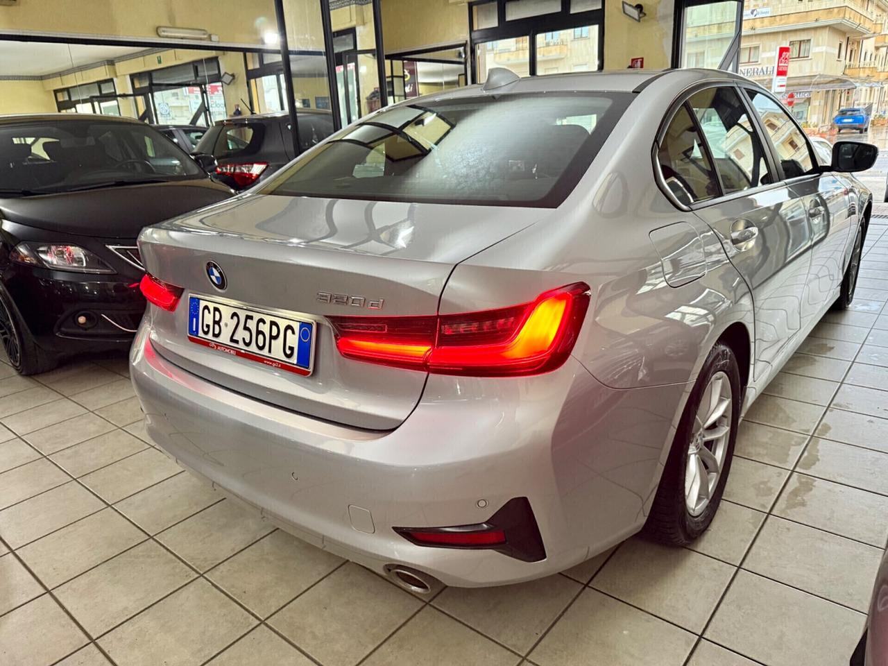 Bmw 320D MH 48V 190CV Business Advantage