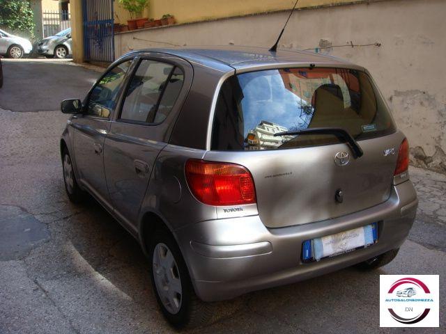 TOYOTA - Yaris - 1.3i 16V Sol * km 36000*