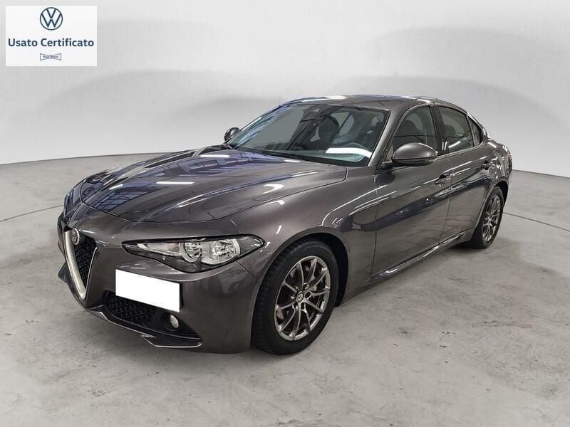Alfa Romeo Giulia Giulia 2.2 Turbodiesel 136 CV AT8 Business
