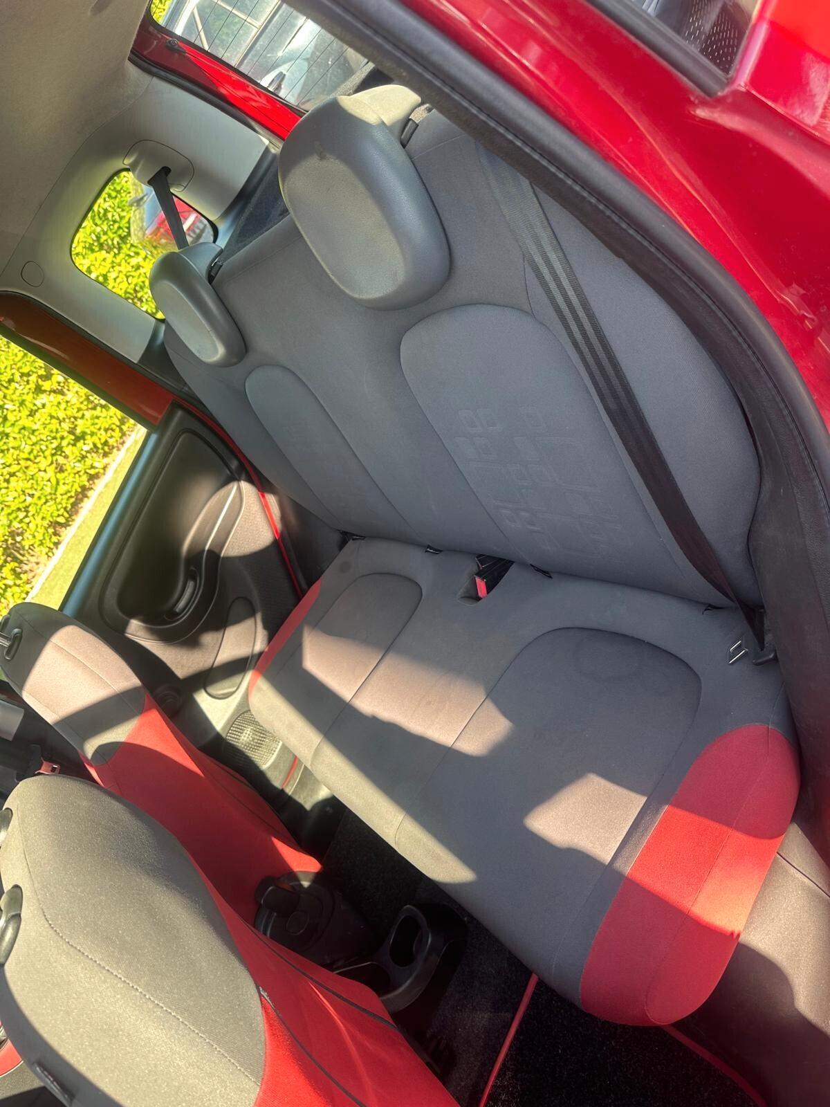 Fiat Panda 1.3 MJT 75 CV 2012 MOTORE SOSTUITO CON POCHI KM
