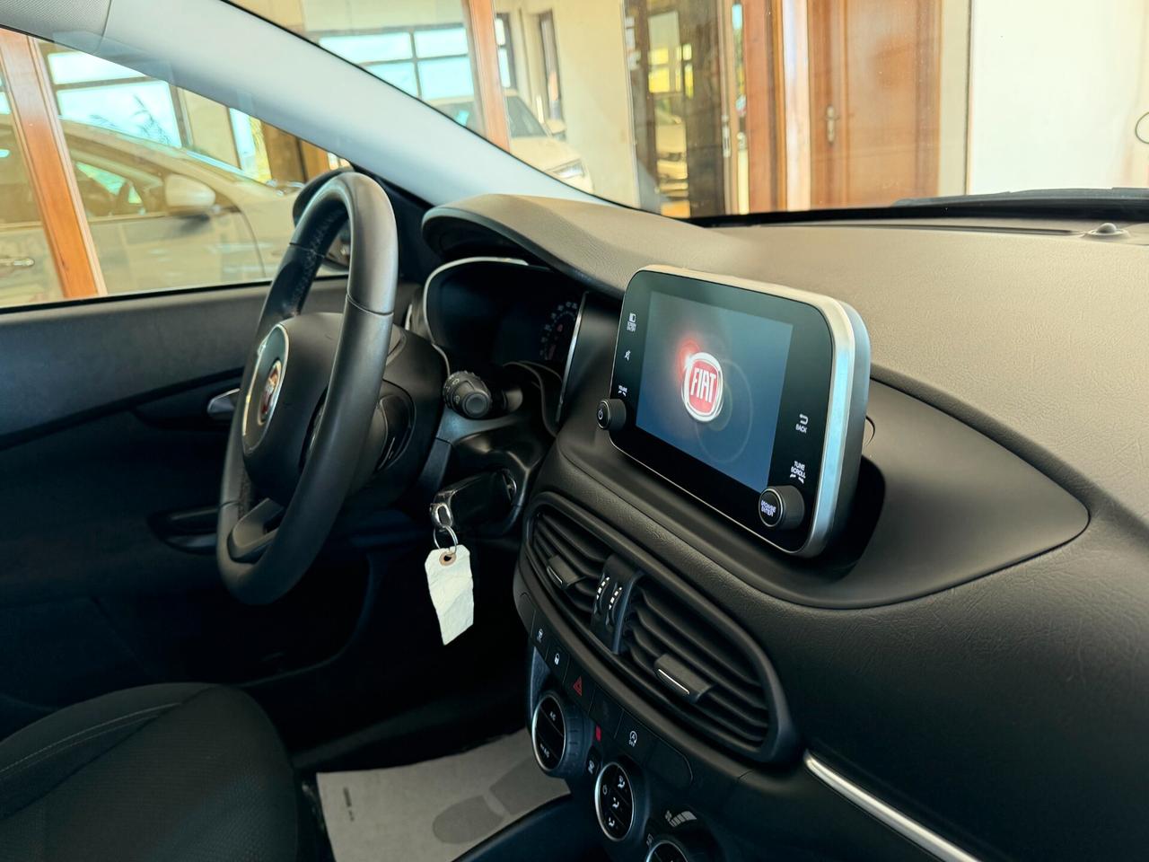 Fiat Tipo 1.6 M.JET 120 cv. 5 porte LOUNGE (Nav)