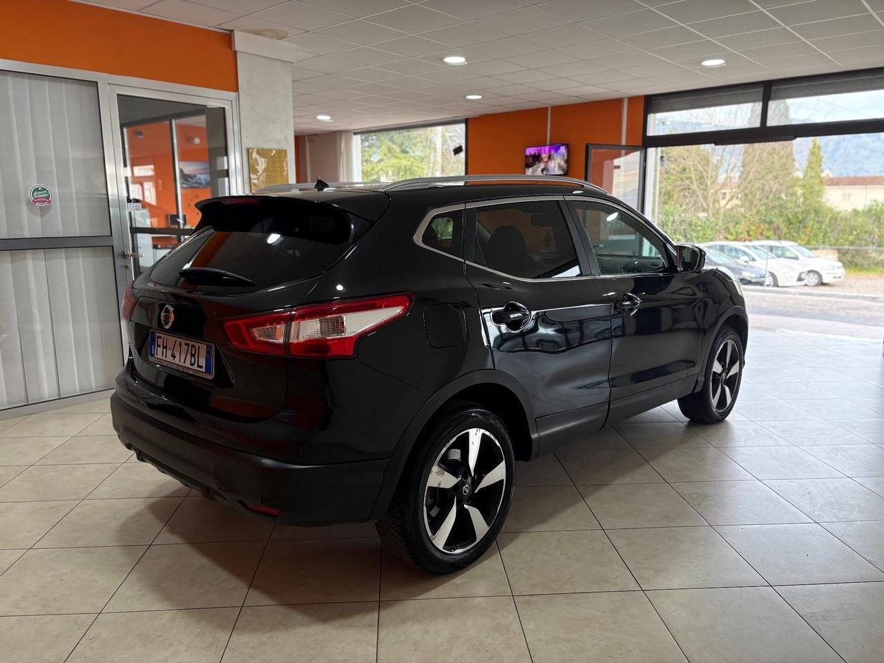 Nissan Qashqai 1.5 110CV dCi Tekna tetto navi permute finanziamenti