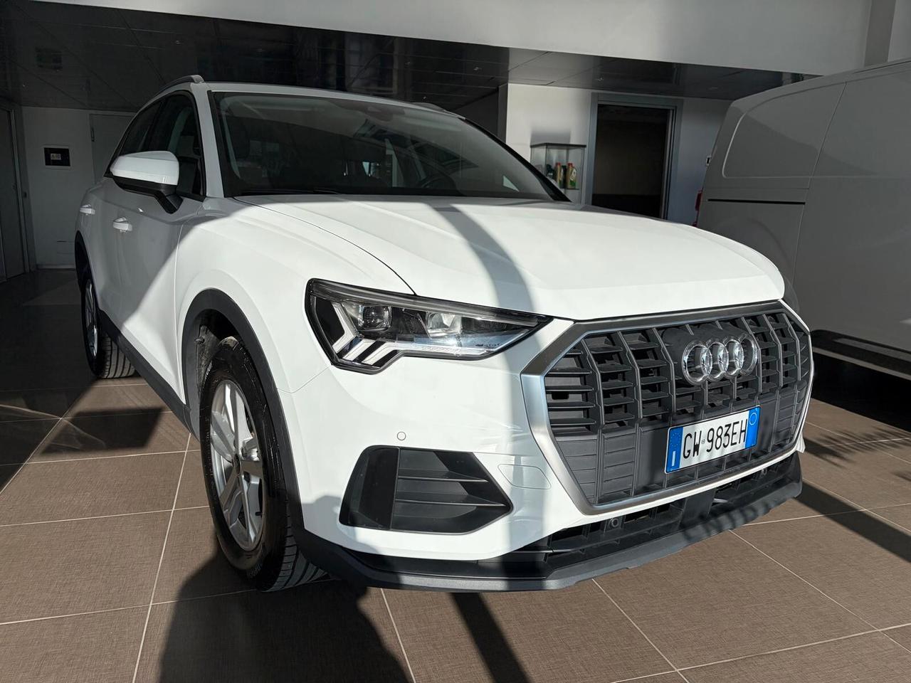 Audi Q3 35 TDI S tronic Business Advanced