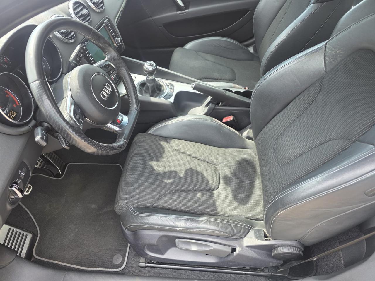 Audi TT Coupé 2.0 TDI ultra S line