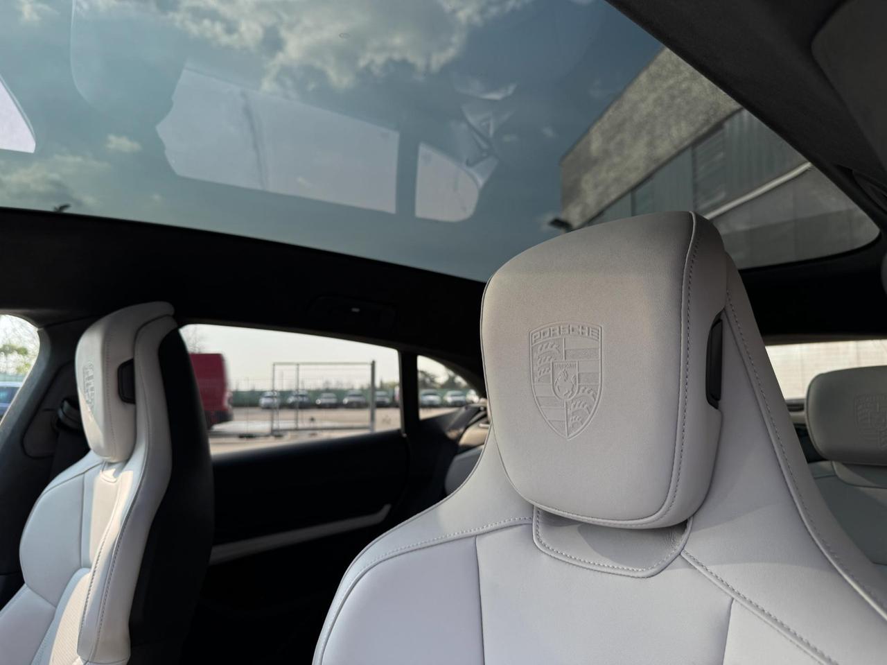 Porsche Taycan Cross Turismo Turbo 5p.ti