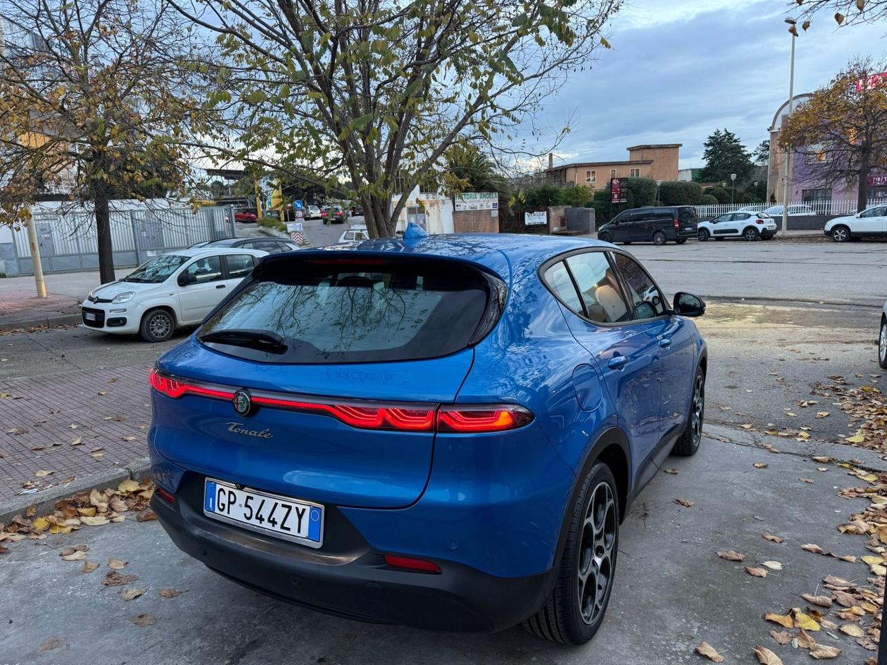 Alfa Romeo Tonale 2023 HYBRID SPRINT