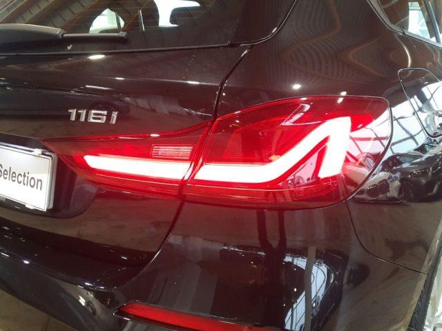 BMW 116 i 5p. Business Advantage Aut.