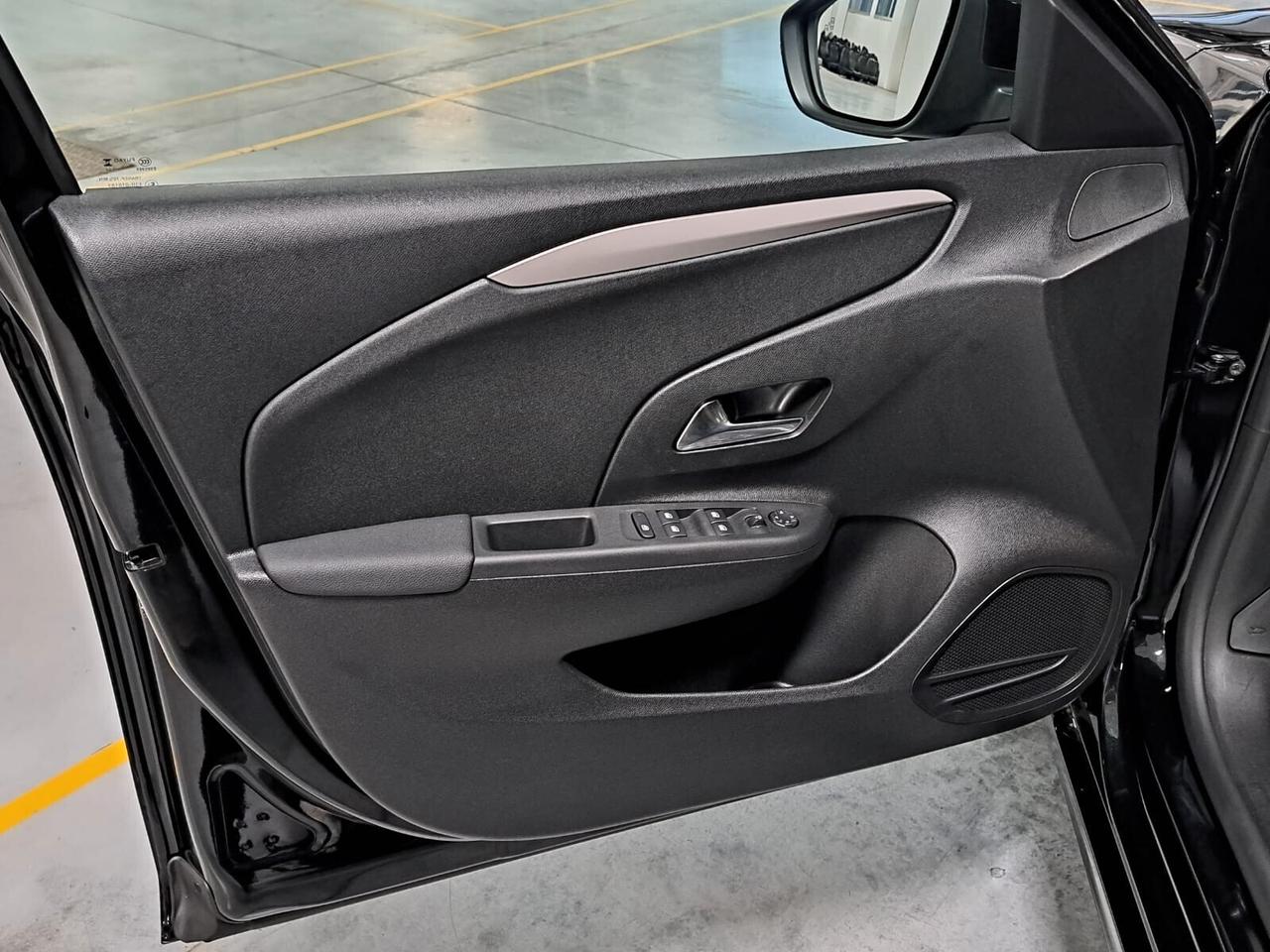 Opel Corsa 1200 75CV 5 Porte Km. 0