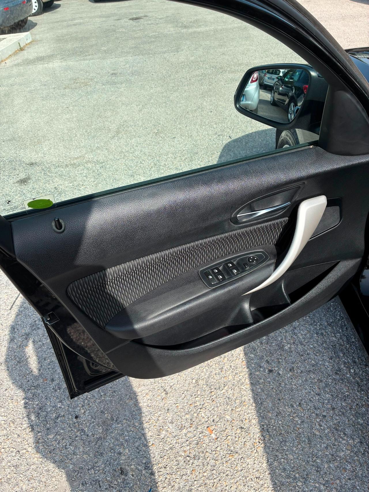 Bmw 114 114d 5p. Urban