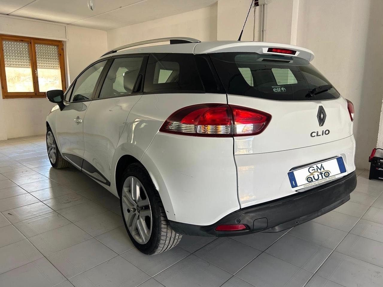 Renault Clio dCi 8V 75 CV 5 porte Moschino Intens