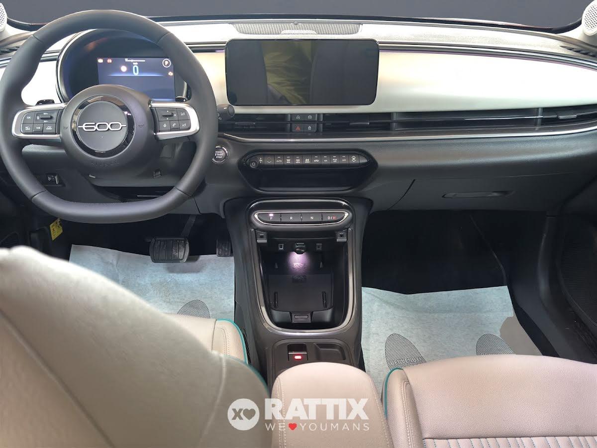 Fiat 600 1.2 hybrid 145CV La Prima auto
