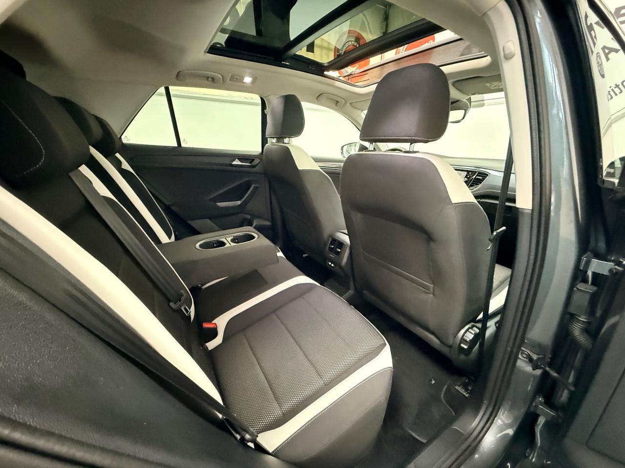 Volkswagen T-Roc 1.5 TSI 150CV ACT DSG Sport BMT 03/2021