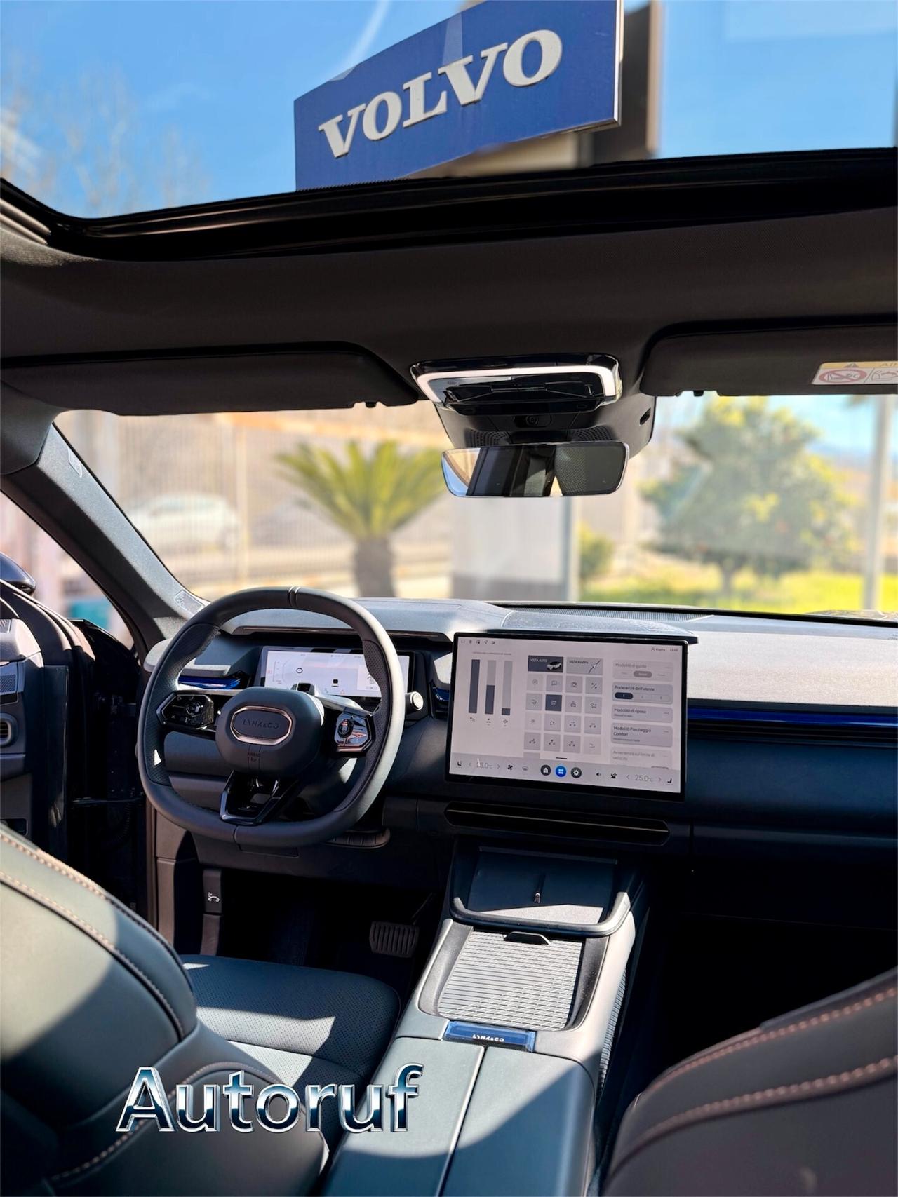Lynk&co 08 - 1.5 Plug in Hybrid 345 CV