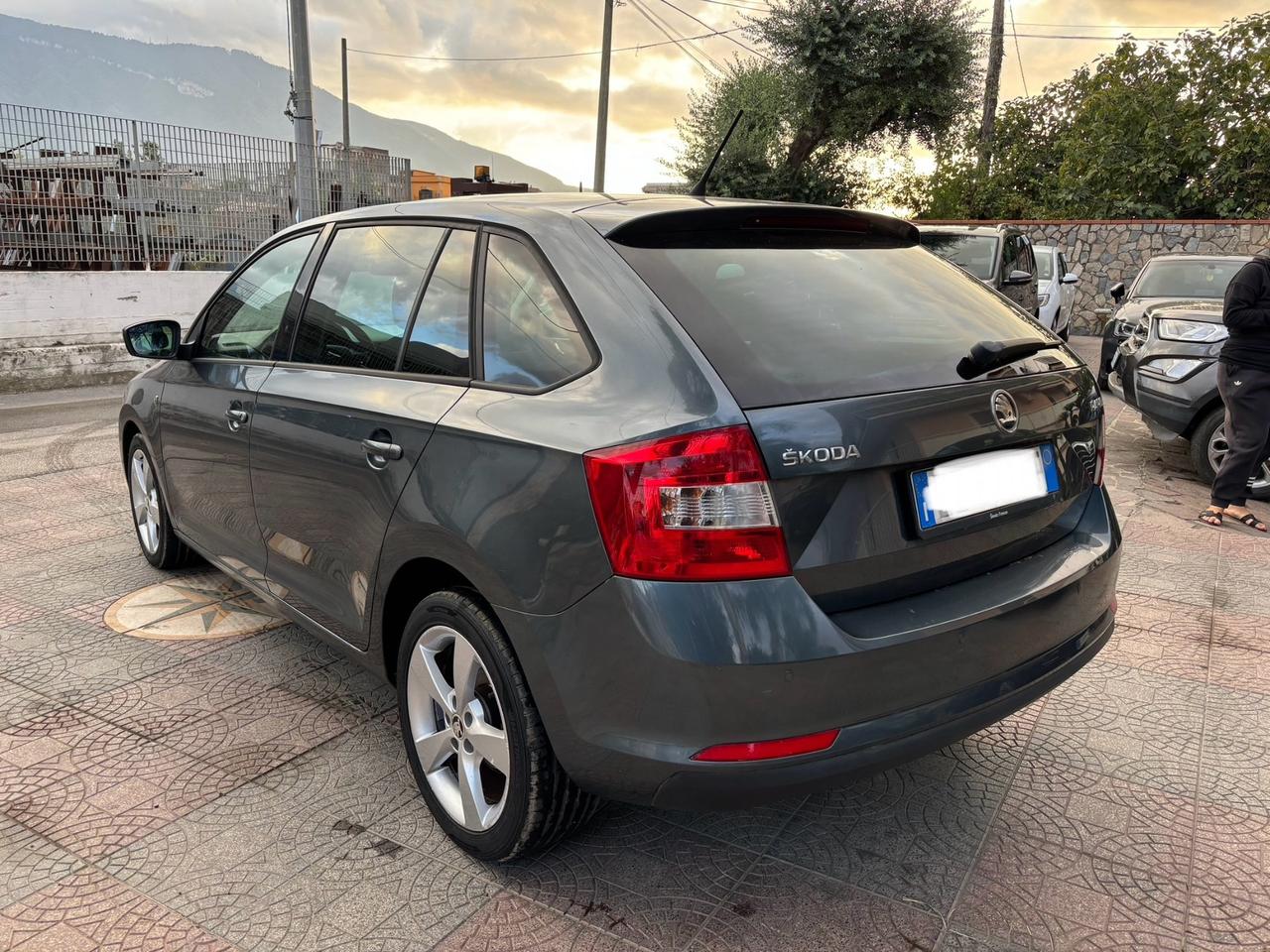 Skoda Rapid 1.6 TDI CR 90 CV Ambition