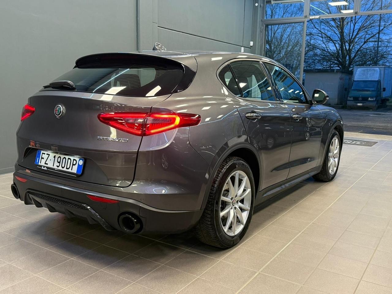 Alfa Romeo Stelvio 2.2 190 CV AT8 RWD
