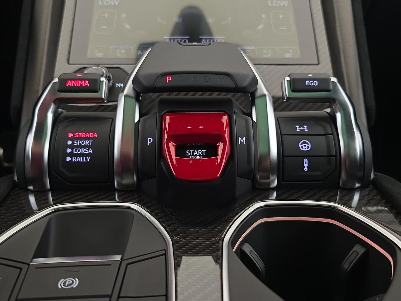 4.0 v8 Performante - Carbon Pack completo