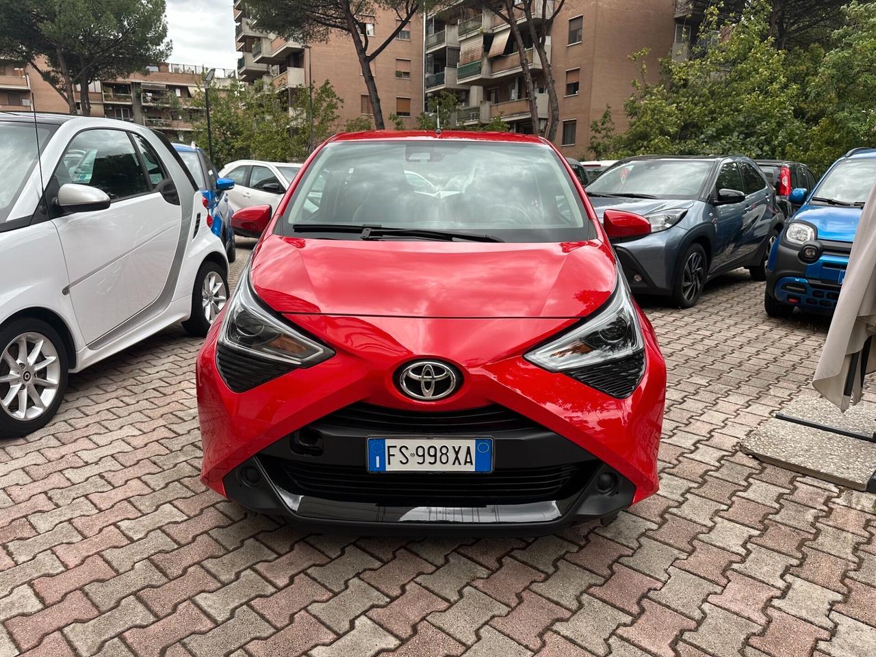 Toyota Aygo AUTOMATICA Connect 1.0 Xfun 05/19 KM.38956