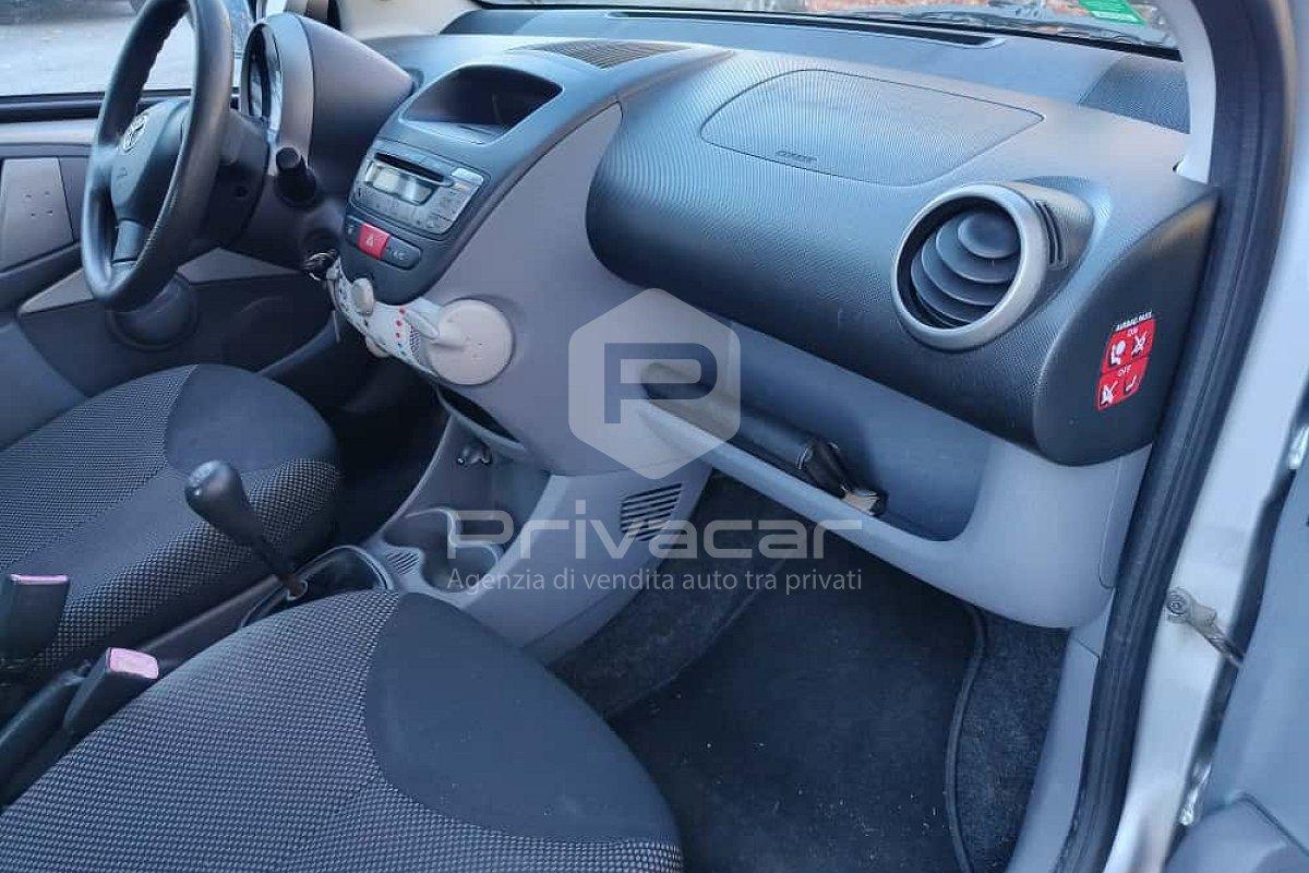 TOYOTA Aygo 1.0 12V VVT-i 5 porte
