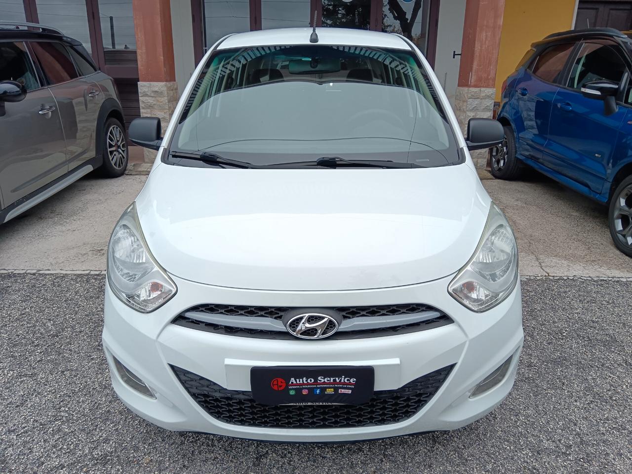 Hyundai i10 1.1 12V FIORUCCI RETROCAMERA