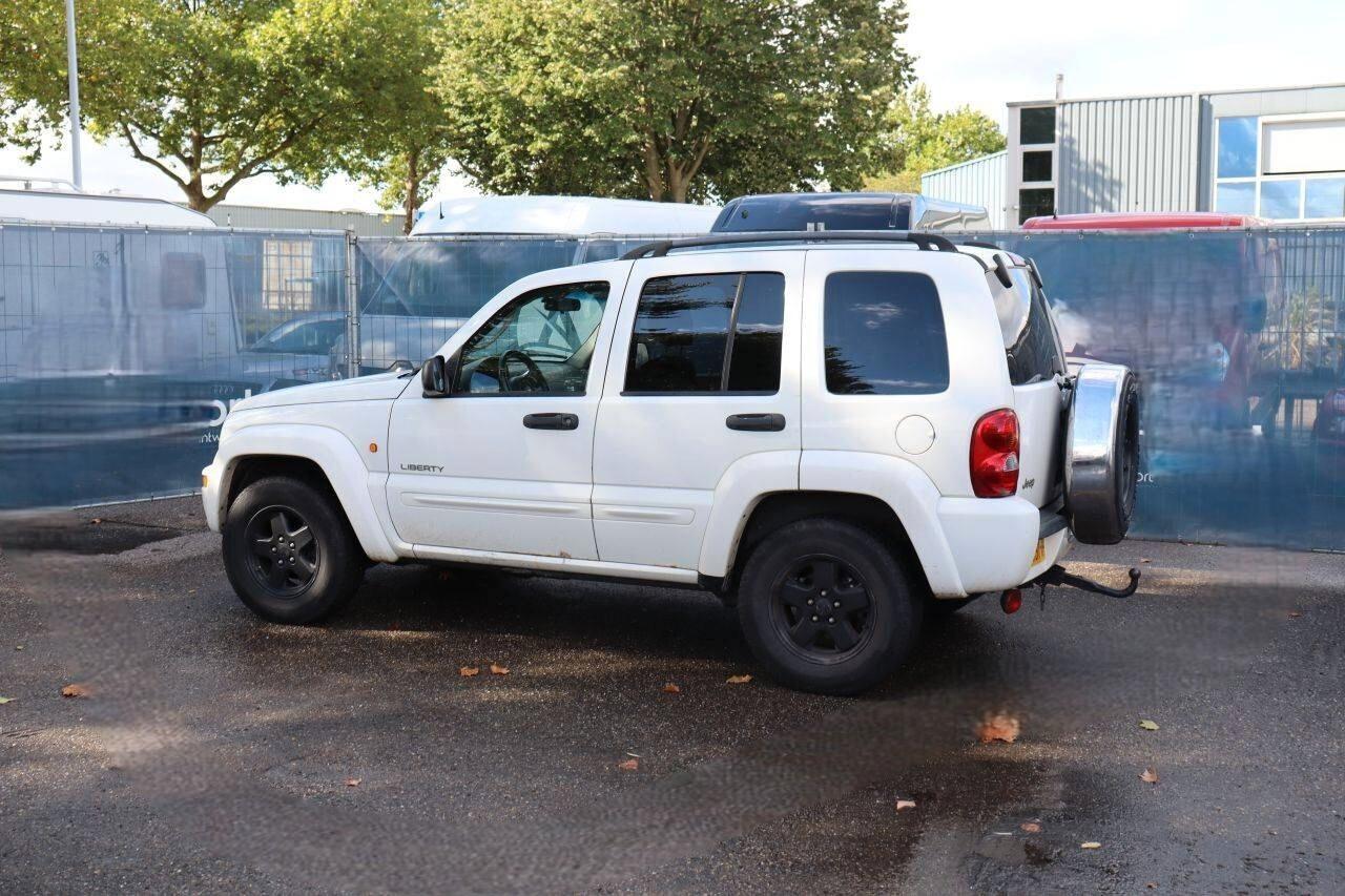 Jeep Liberty 3.7 V6 4X4 automatico 212cv
