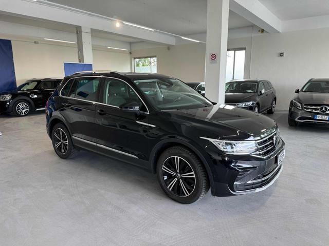 VOLKSWAGEN Tiguan 2.0 TDI 150 CV SCR DSG Elegance