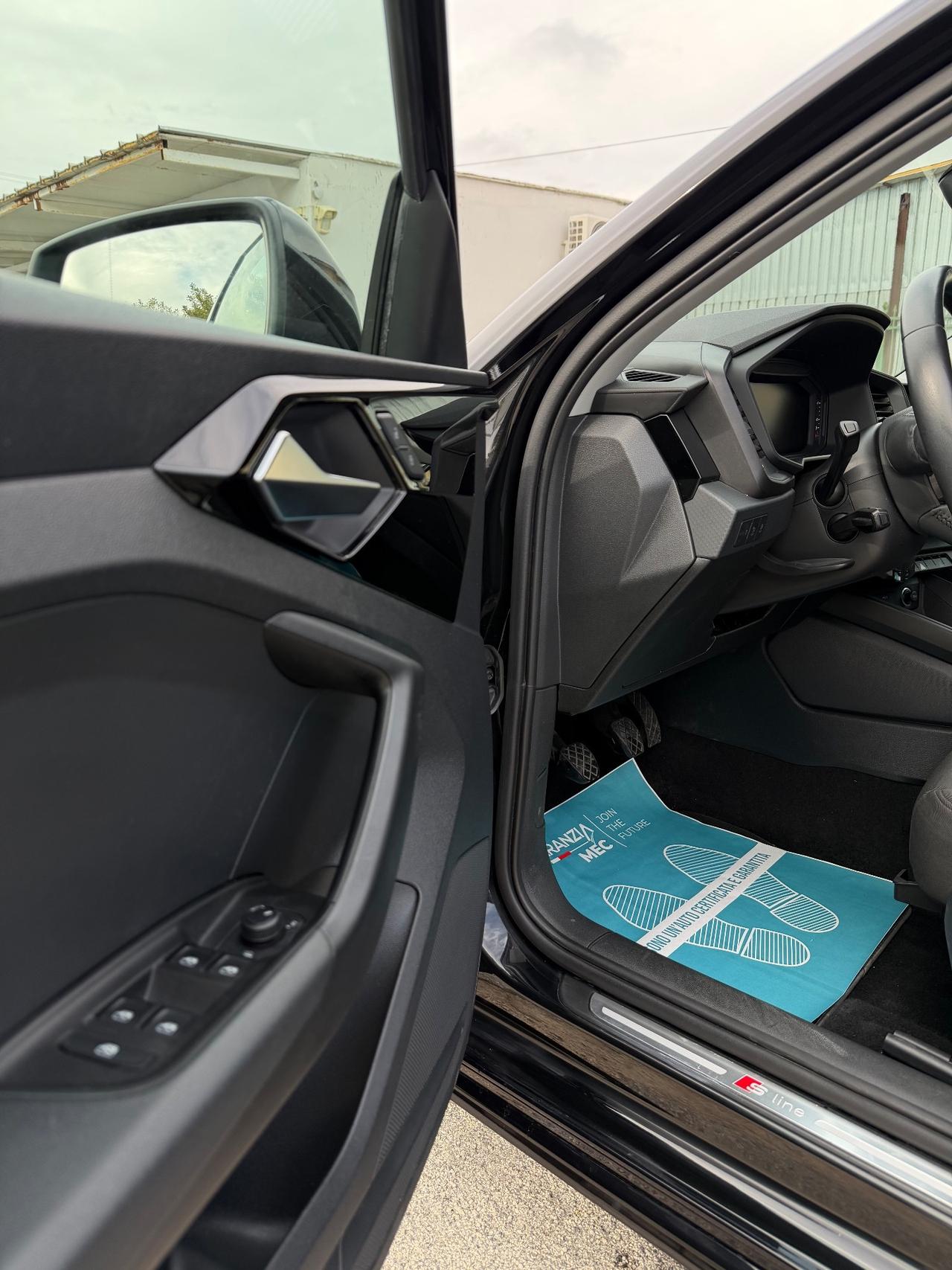 Audi A1 SPB 30 TFSI S tronic line edition