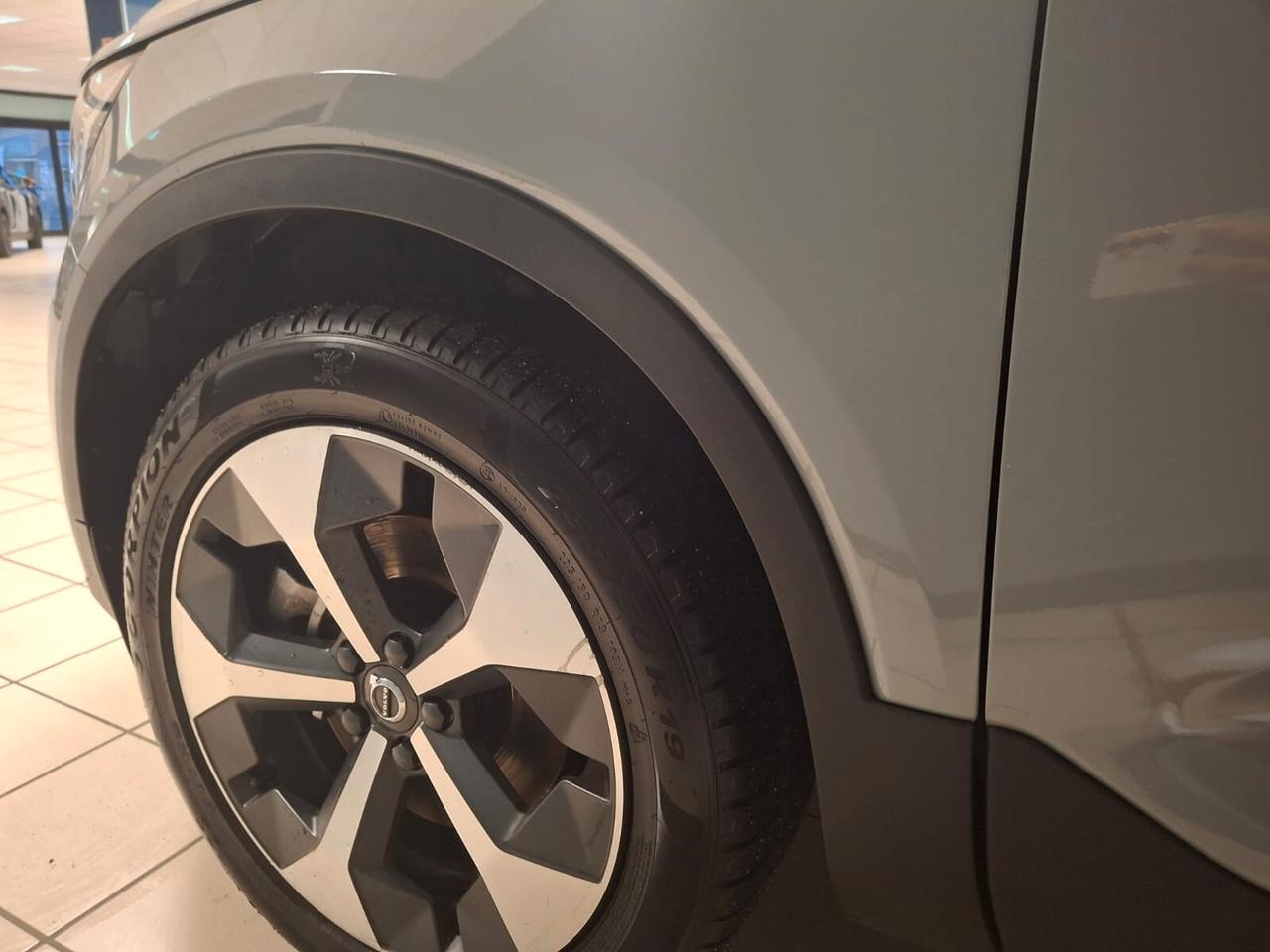 Volvo XC40 B3 automatico Ultimate Dark