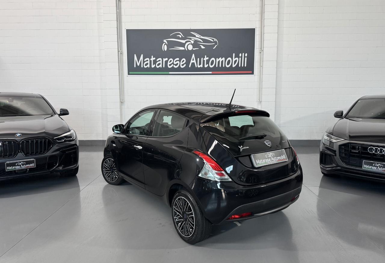 Lancia Ypsilon Hybrid 5p 1.0cc 70cv Bluetooth+Clima OK Neopatentati