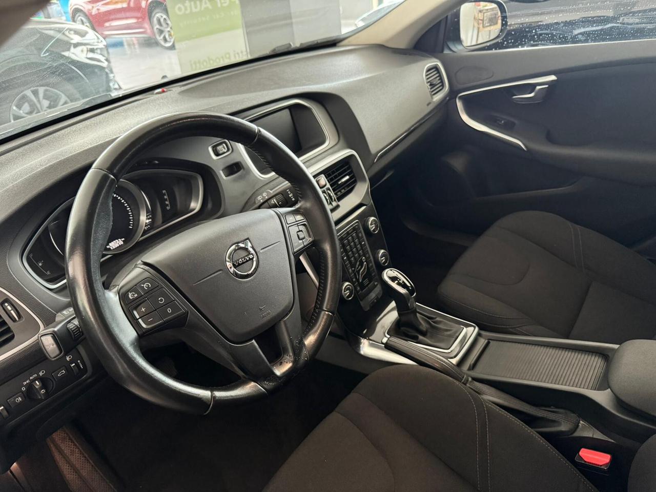 Volvo V40 D3 Geartronic Kinetic