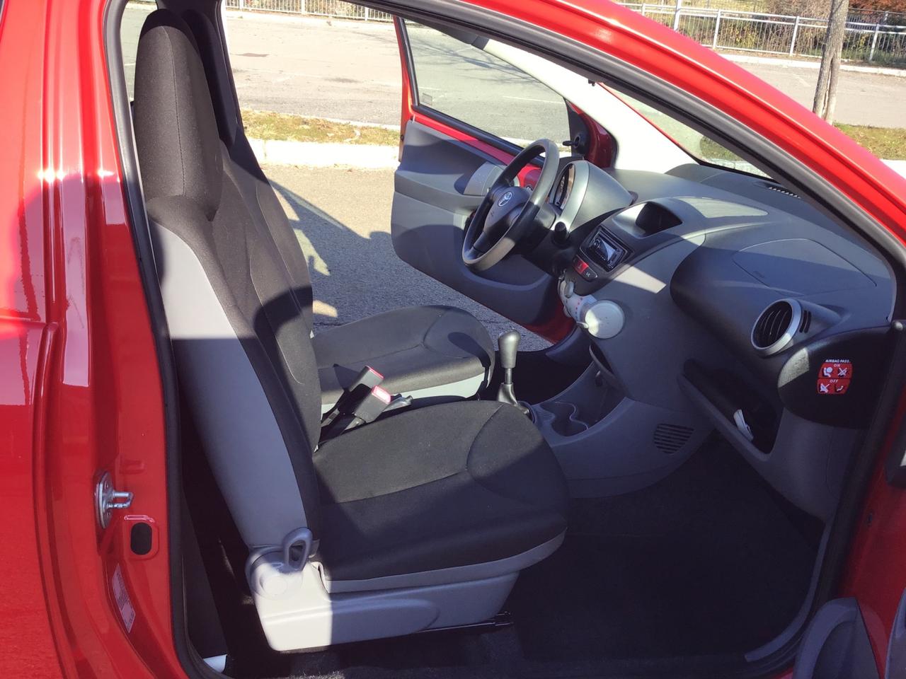 Toyota Aygo 1.0 12V VVT-i 3 porte Sol