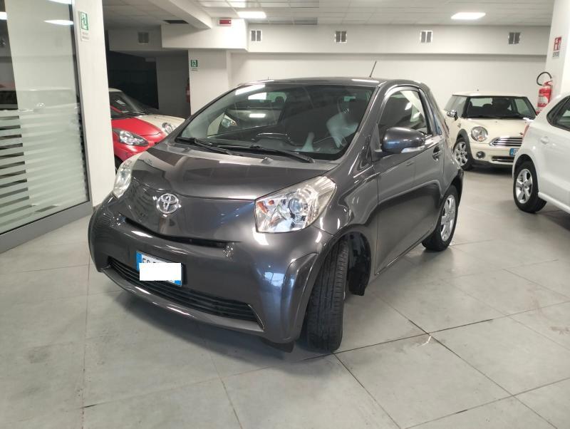 Toyota iQ 1.0 Active (sol) cvt E5