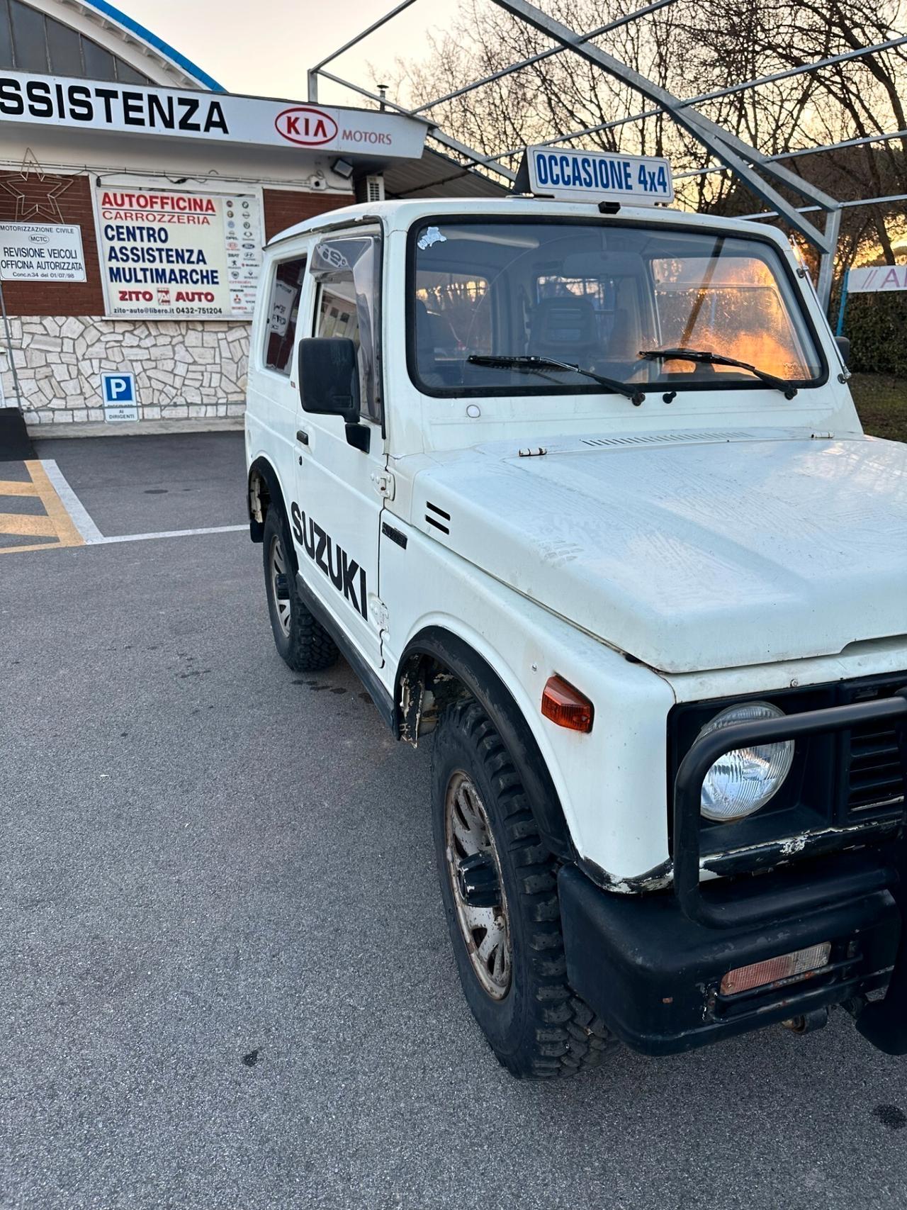 SUZUKI SANTANA 1988 con vari ripristini